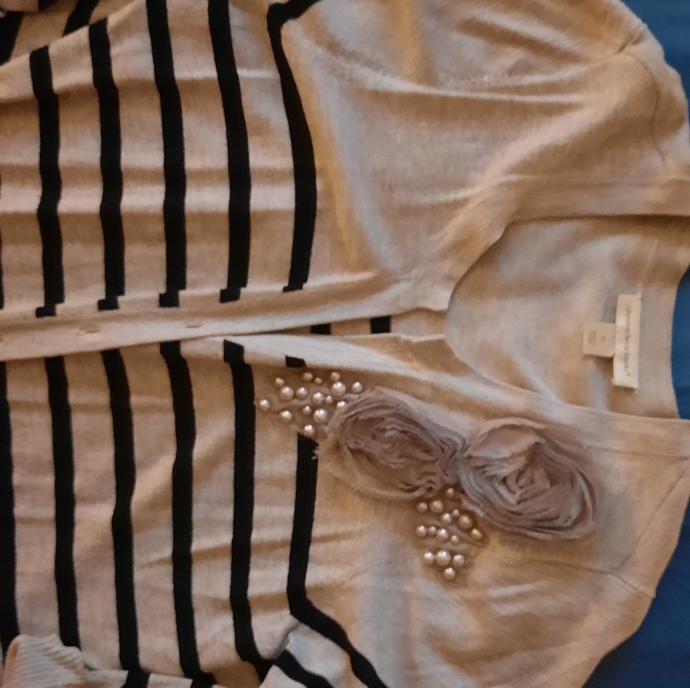 Striped Cardigan with beads and flowers.